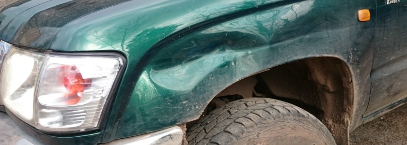 Wing Toyota Damage