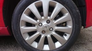Alloy wheel scuffes repaired